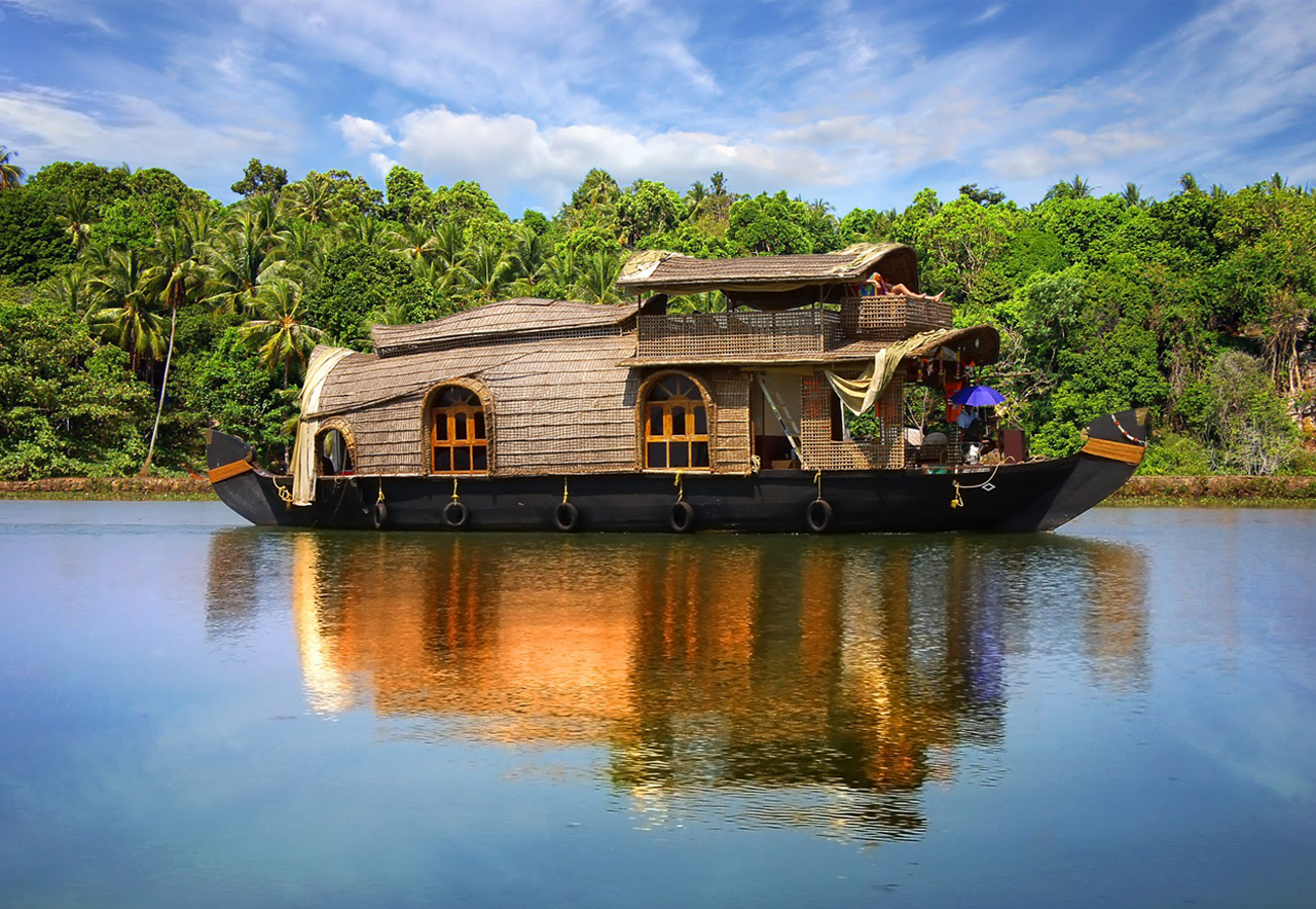 Cochin with alleppey houseboat (2 nights / 03 days )